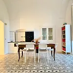 Grazia Mola di Bari